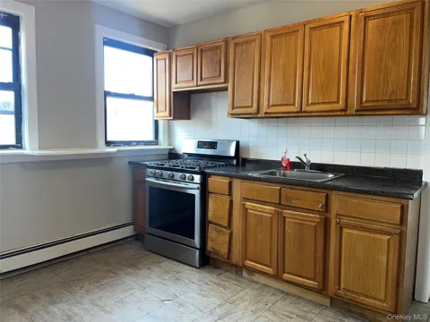 299 E. Third Street #Second floor