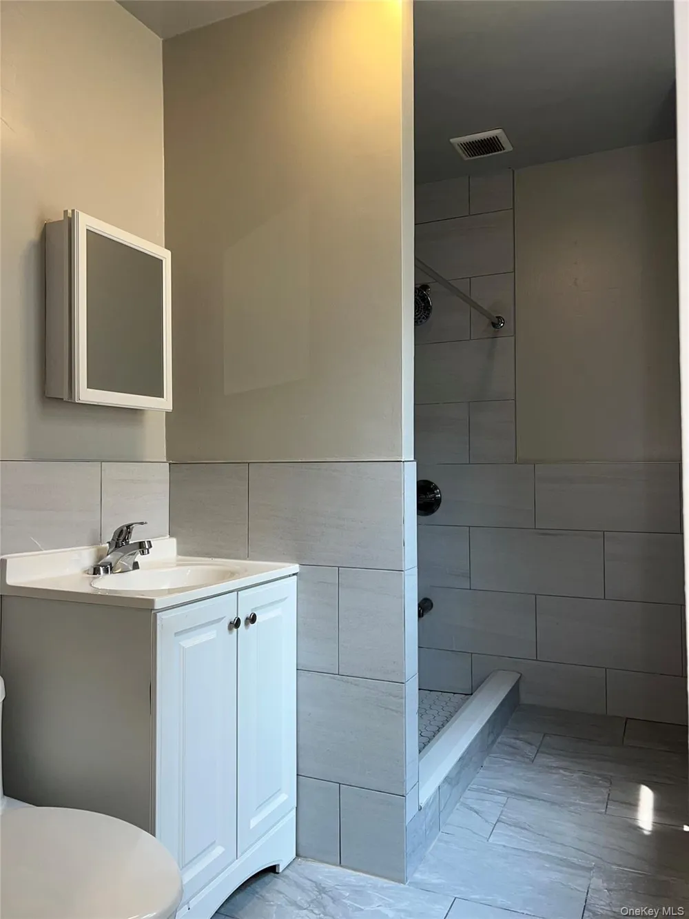 299 E. Third Street #Second floor Mount Vernon, NY 10553