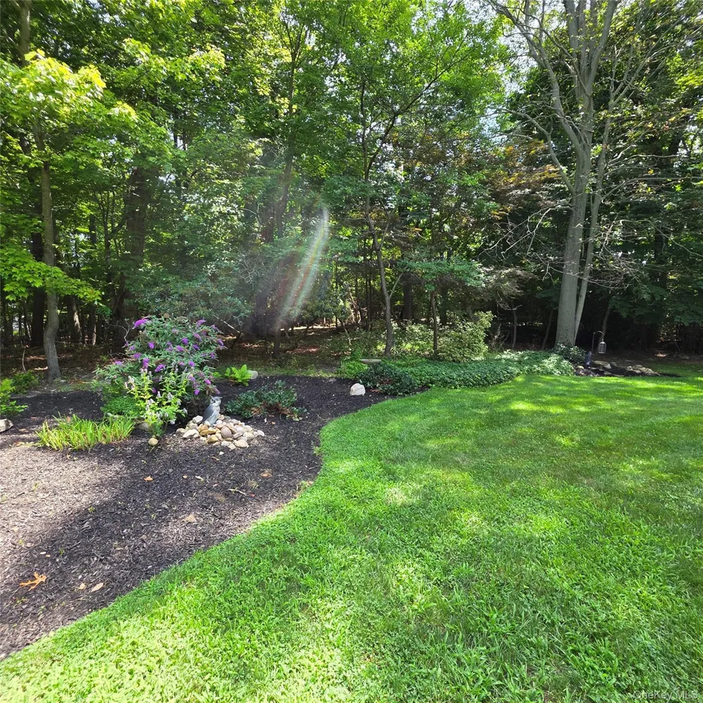 9 Cliff Road Port Jefferson Village, NY 11777