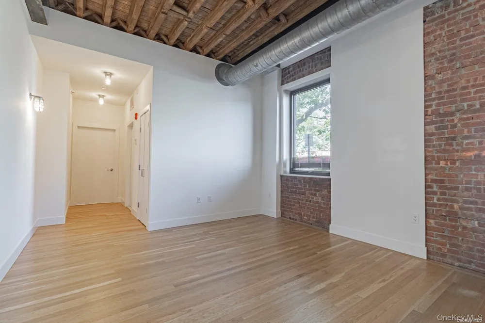 16 Willow Avenue #2B Islip, NY 11751