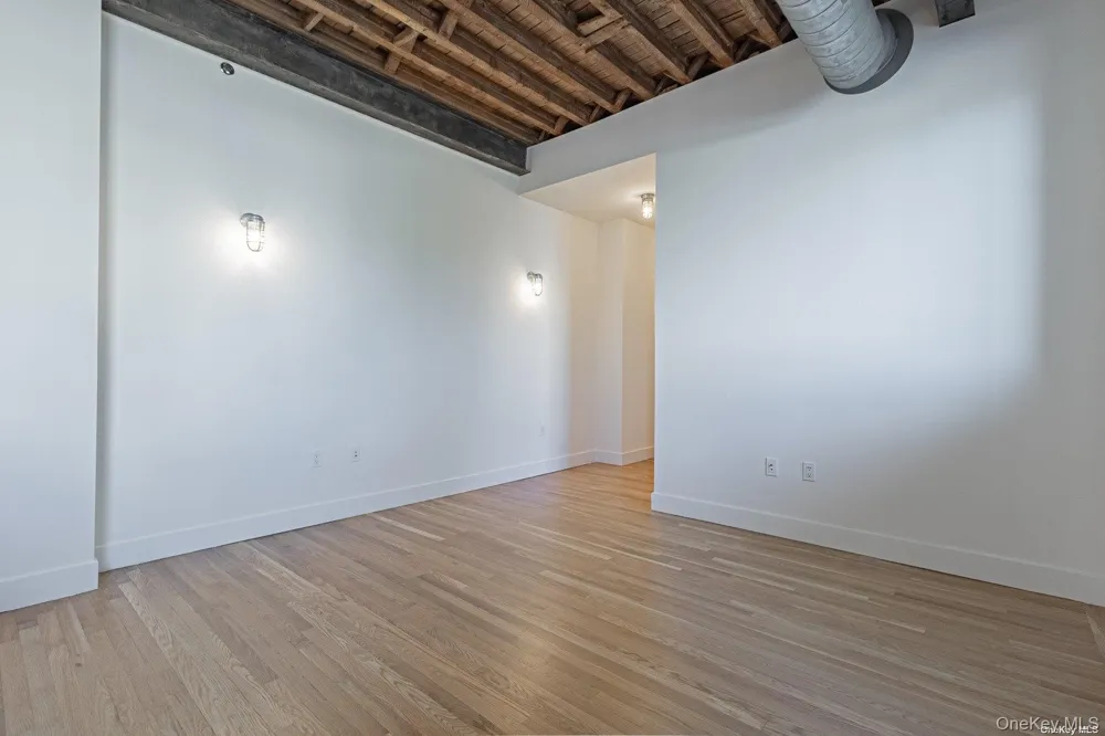 16 Willow Avenue #2B Islip, NY 11751
