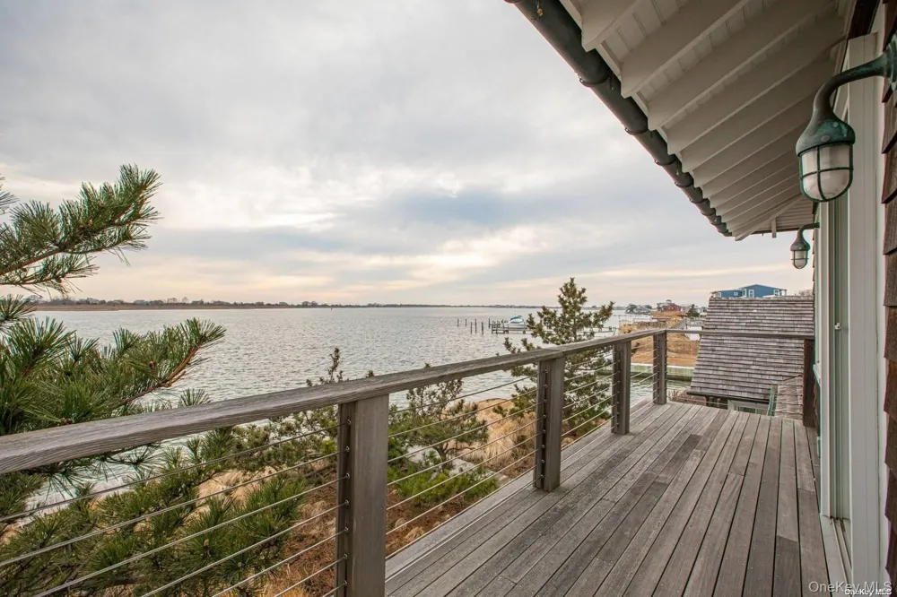 11A Captree Babylon, NY 11702