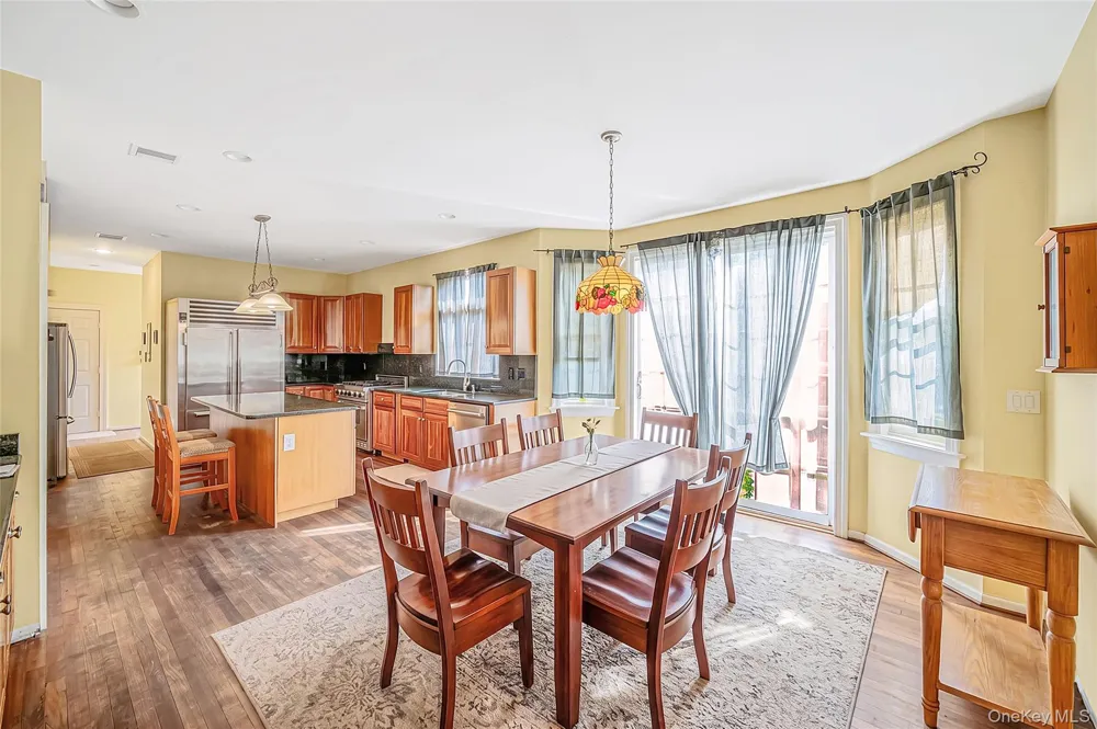 143 Meadow Path Wading River, NY 11792