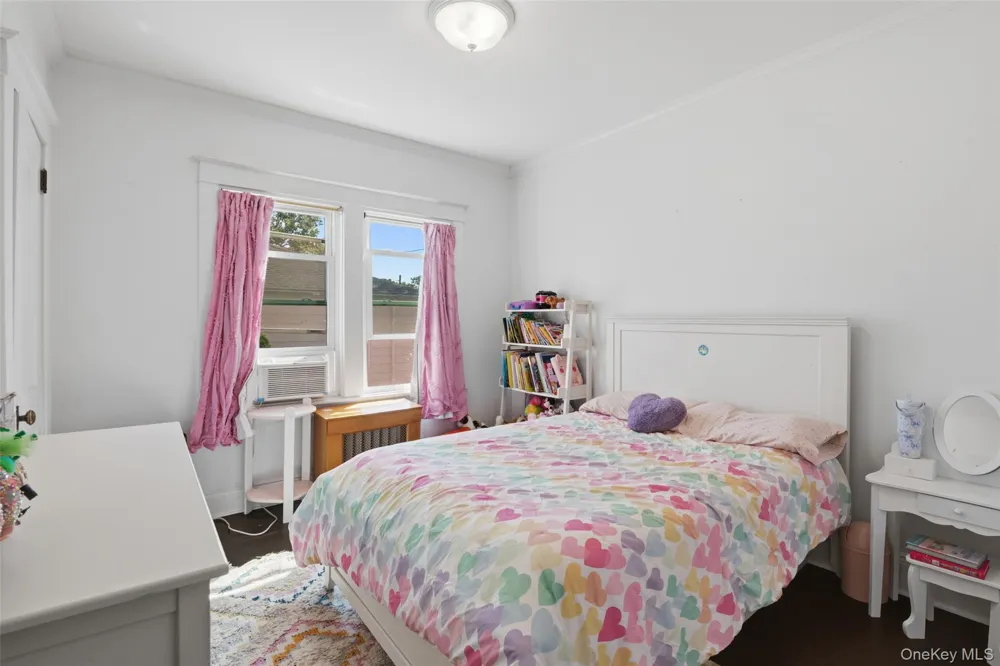 222 Carol Avenue #Right Side Pelham, NY 10803