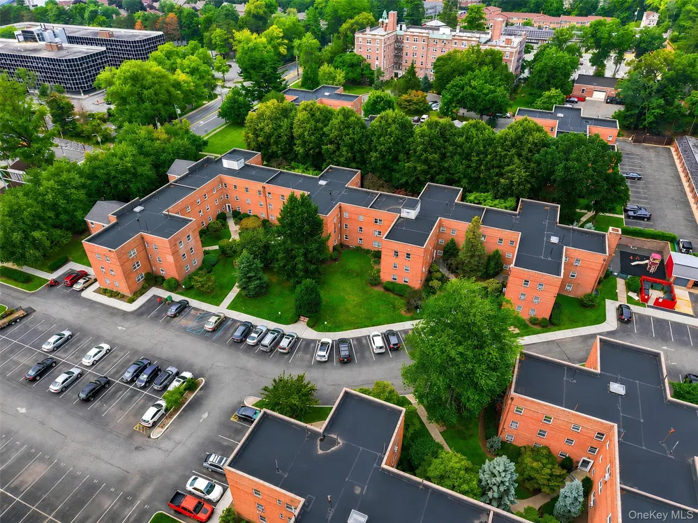330 S Broadway #B11 Tarrytown, NY 10591