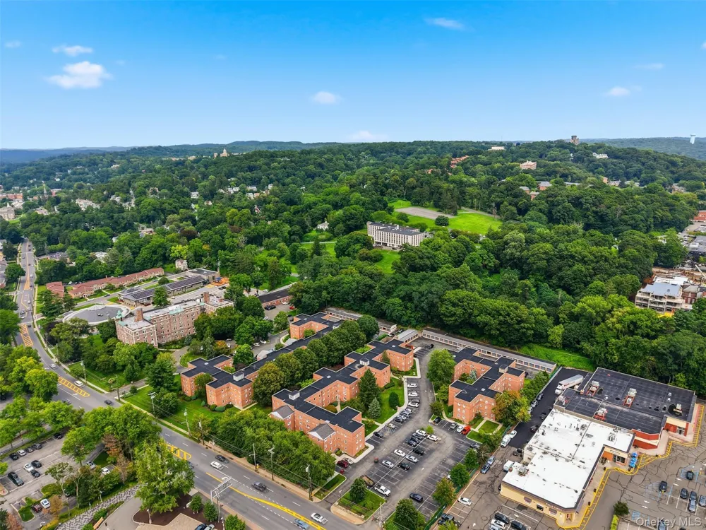330 S Broadway #B11 Tarrytown, NY 10591