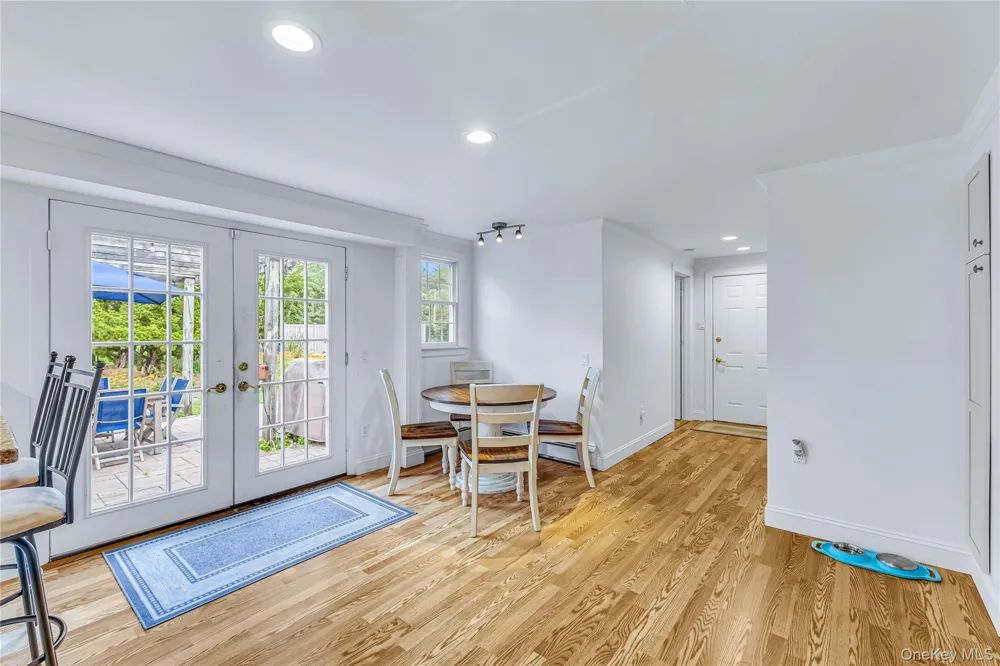 8 High Meadow Lane Jamesport, NY 11947
