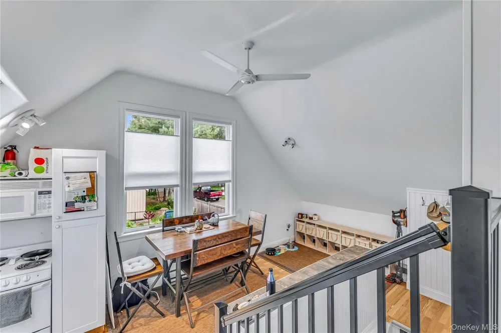 8 High Meadow Lane Jamesport, NY 11947