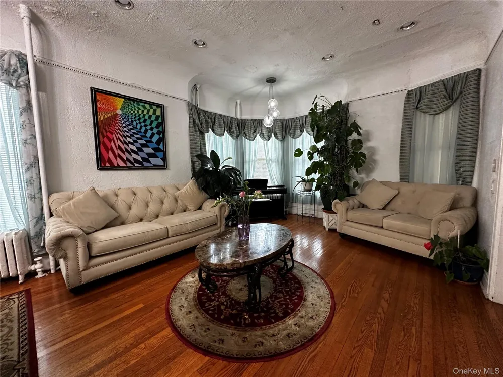 129 Urban Street Mount Vernon, NY 10552
