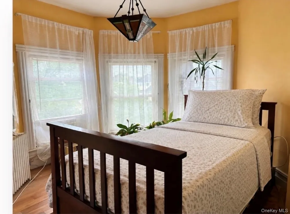 129 Urban Street Mount Vernon, NY 10552