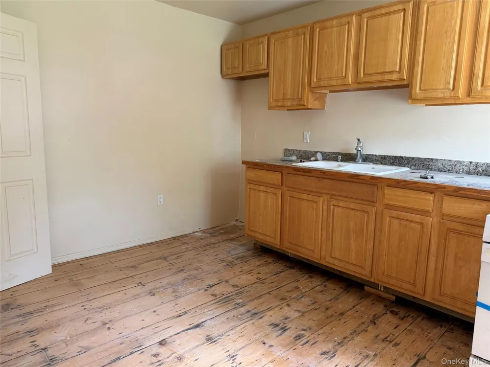 50 S Montgomery Street #2 Walden, NY 12586