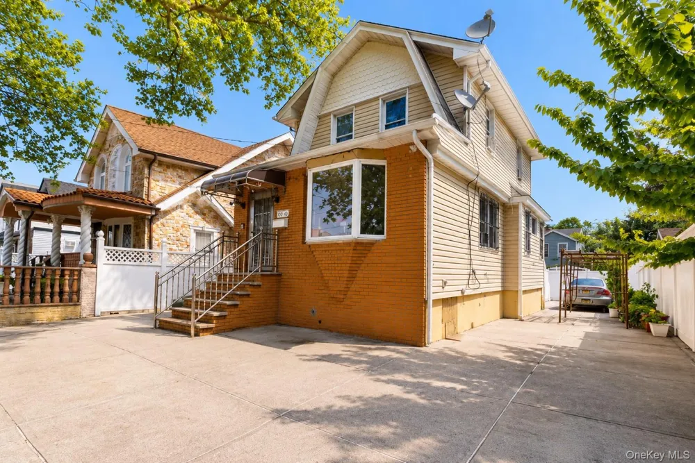 109-49 123rd St South Ozone Park, NY 11420