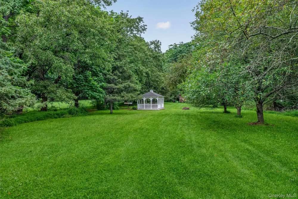 72 Station Road Salisbury Mills, NY 12577