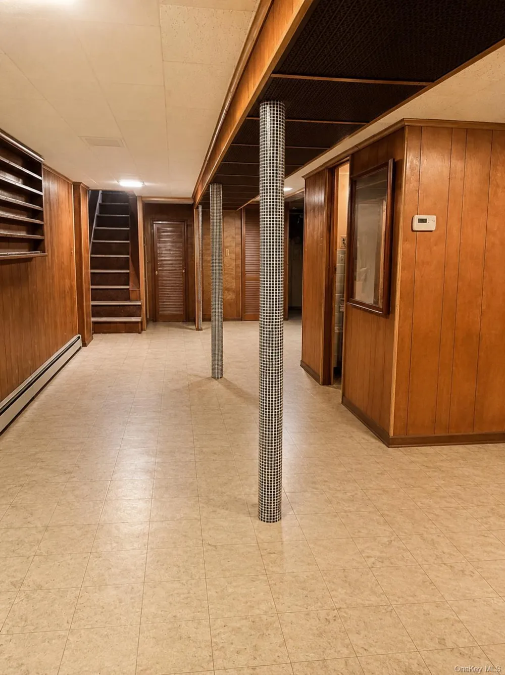 87-09 69th Avenue Forest Hills, NY 11375