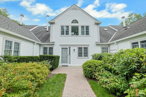 100 Brook Hills Circle #28B