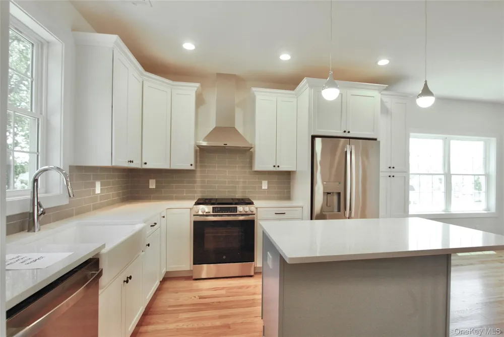 84 Frank Street New Windsor, NY 12553