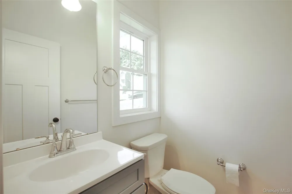 84 Frank Street New Windsor, NY 12553