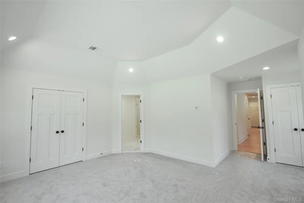 84 Frank Street New Windsor, NY 12553