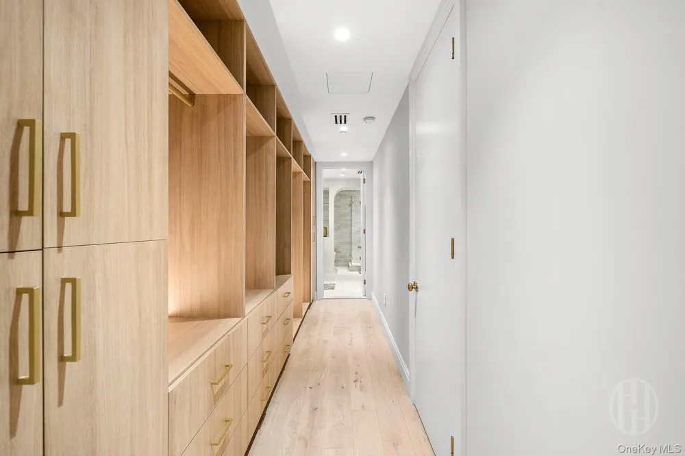 24 West 30th Street #5S New York (Manhattan), NY 10001