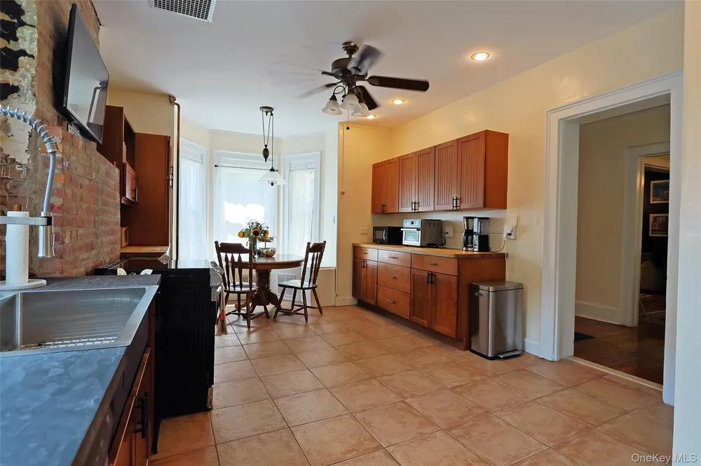 16 Elm Street Newburgh, NY 12550