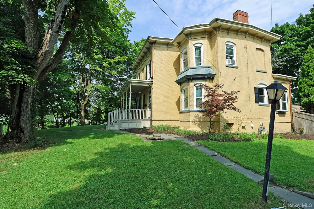 16 Elm Street Newburgh, NY 12550
