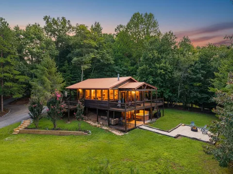 24 Oak Ledge Road