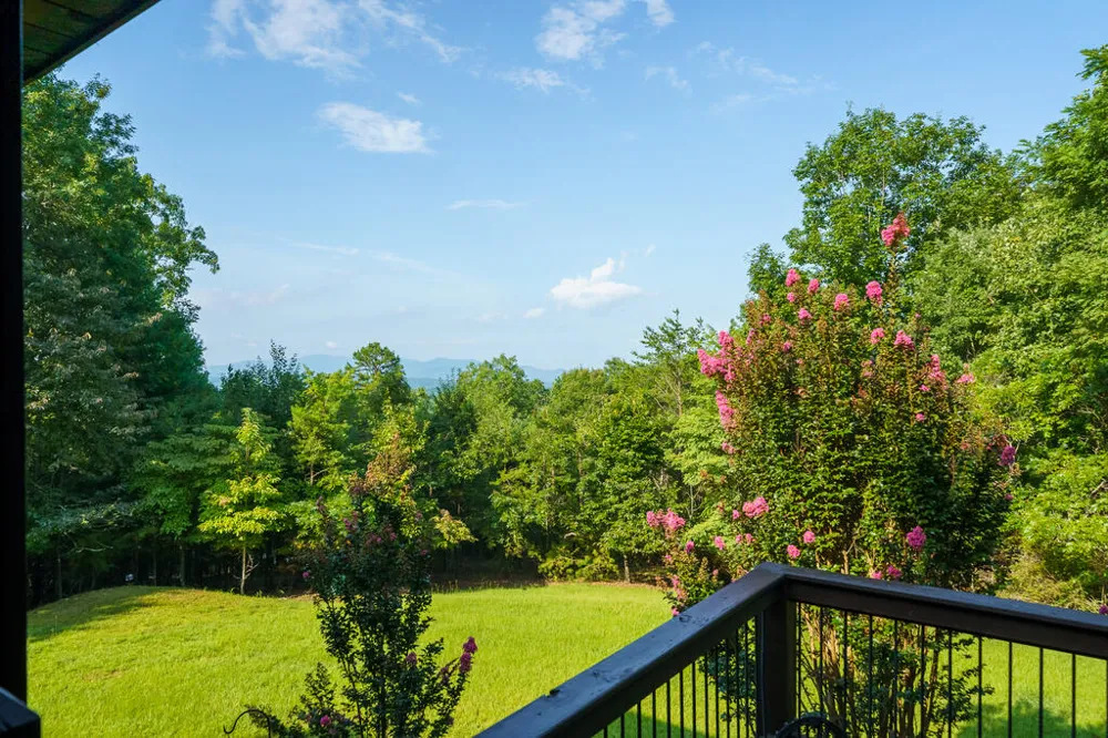 24 Oak Ledge Road Morganton, GA 30560