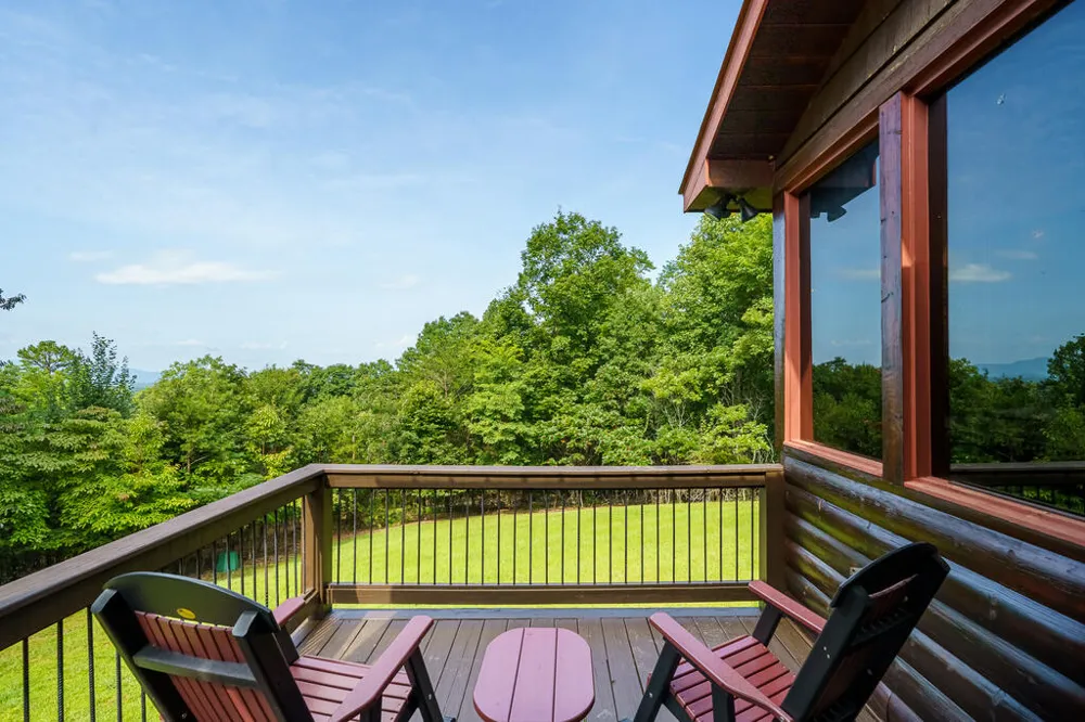 24 Oak Ledge Road Morganton, GA 30560