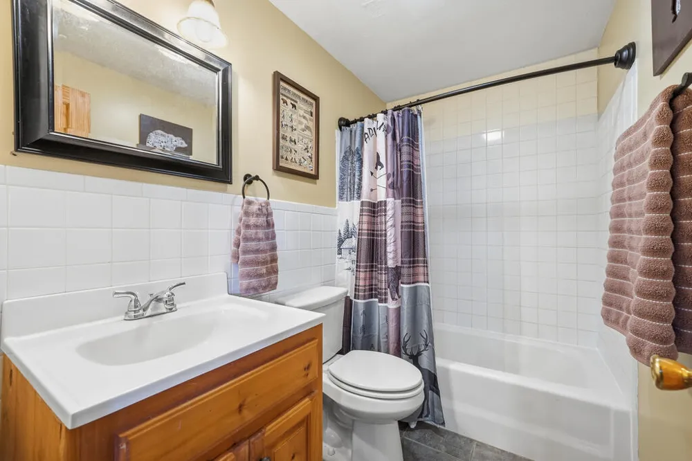 24 Oak Ledge Road Morganton, GA 30560