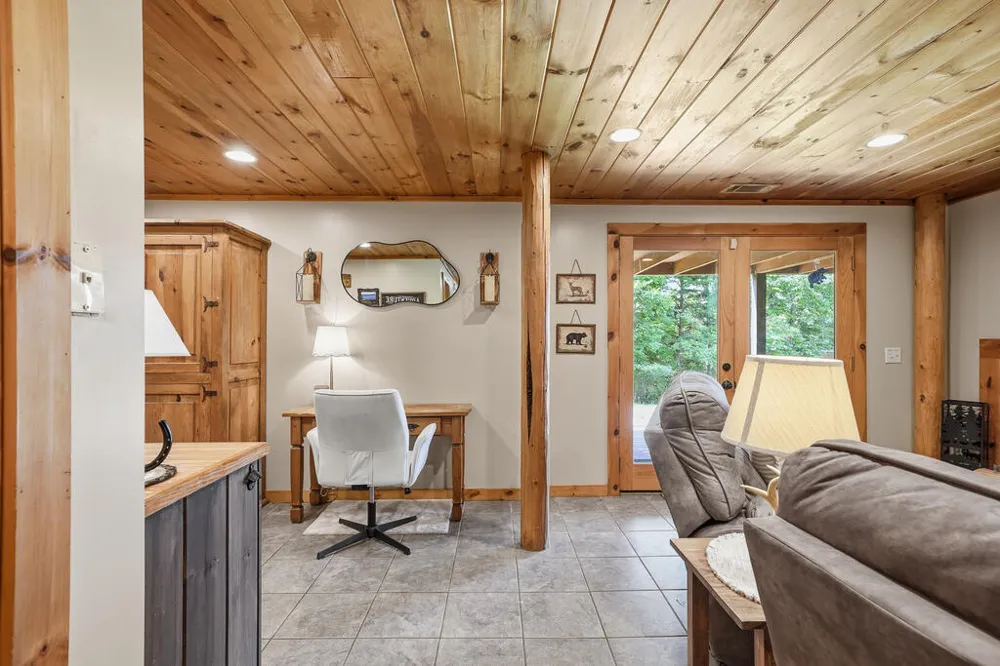 24 Oak Ledge Road Morganton, GA 30560
