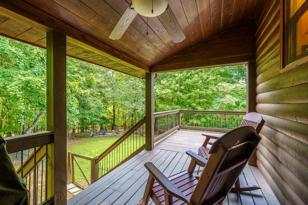 24 Oak Ledge Road Morganton, GA 30560