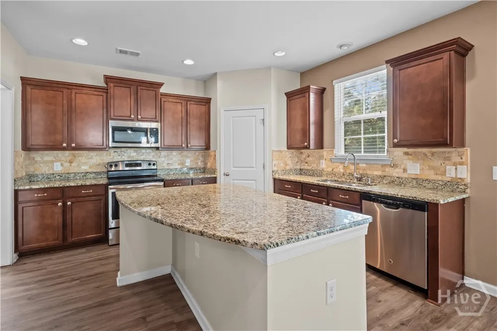 202 Gandy Cut Richmond Hill, GA 31324