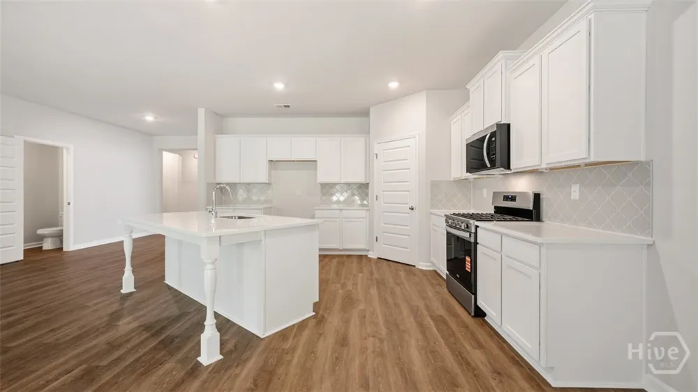 300 Defilippe Drive Statham, GA 30666