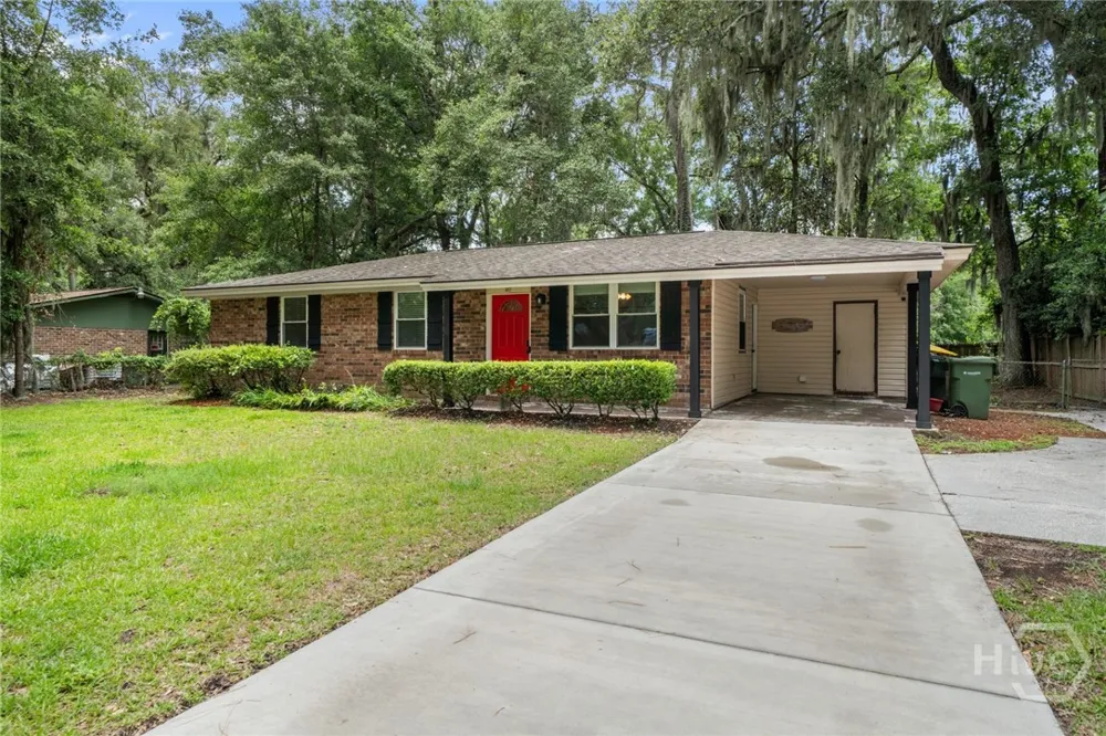 527 Red Oak Drive Savannah, GA 31419