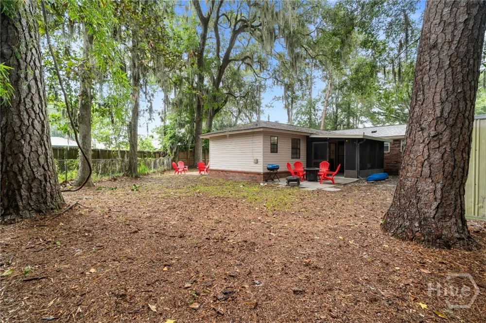 527 Red Oak Drive Savannah, GA 31419