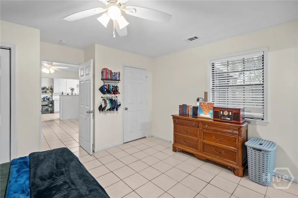 527 Red Oak Drive Savannah, GA 31419