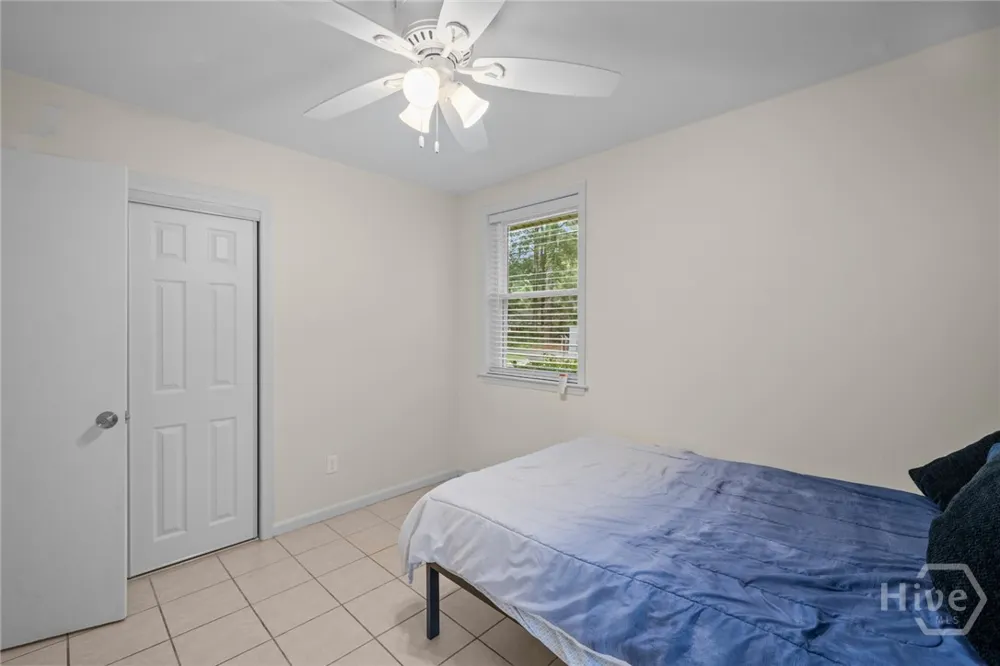 527 Red Oak Drive Savannah, GA 31419