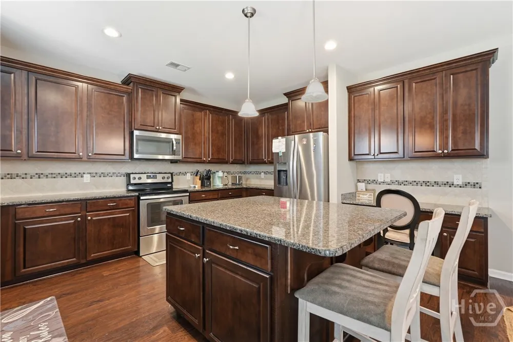 60 Melody Drive Pooler, GA 31322