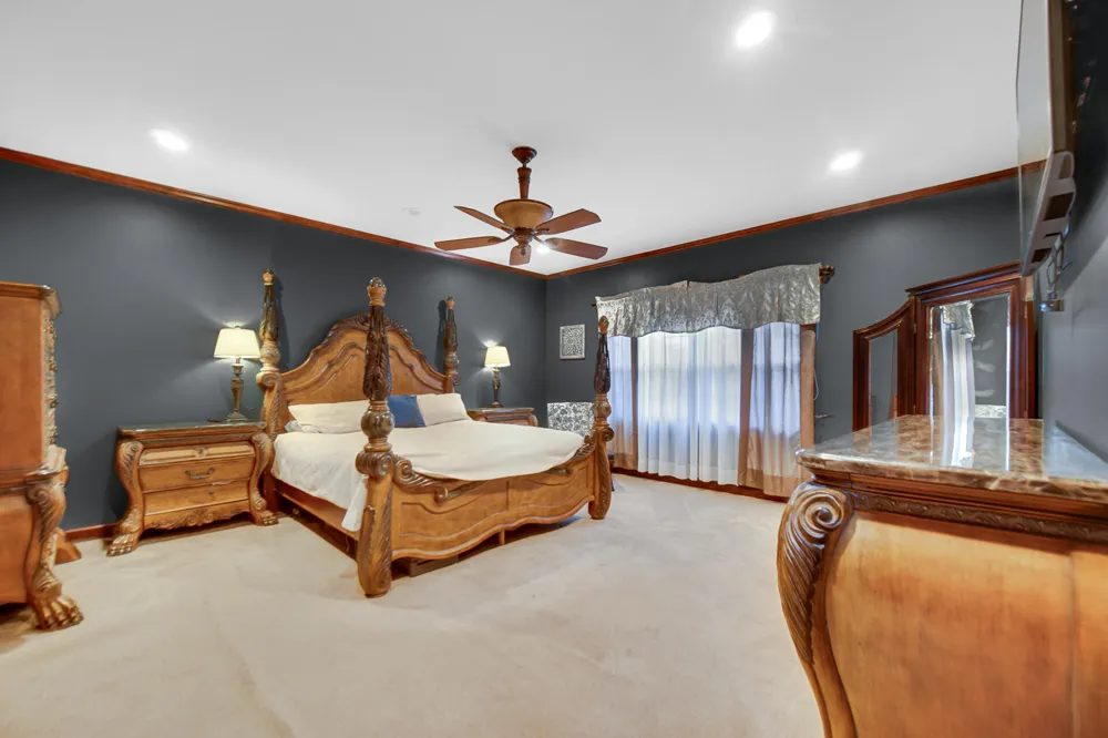 11723 557 E Demotte, IN 46310