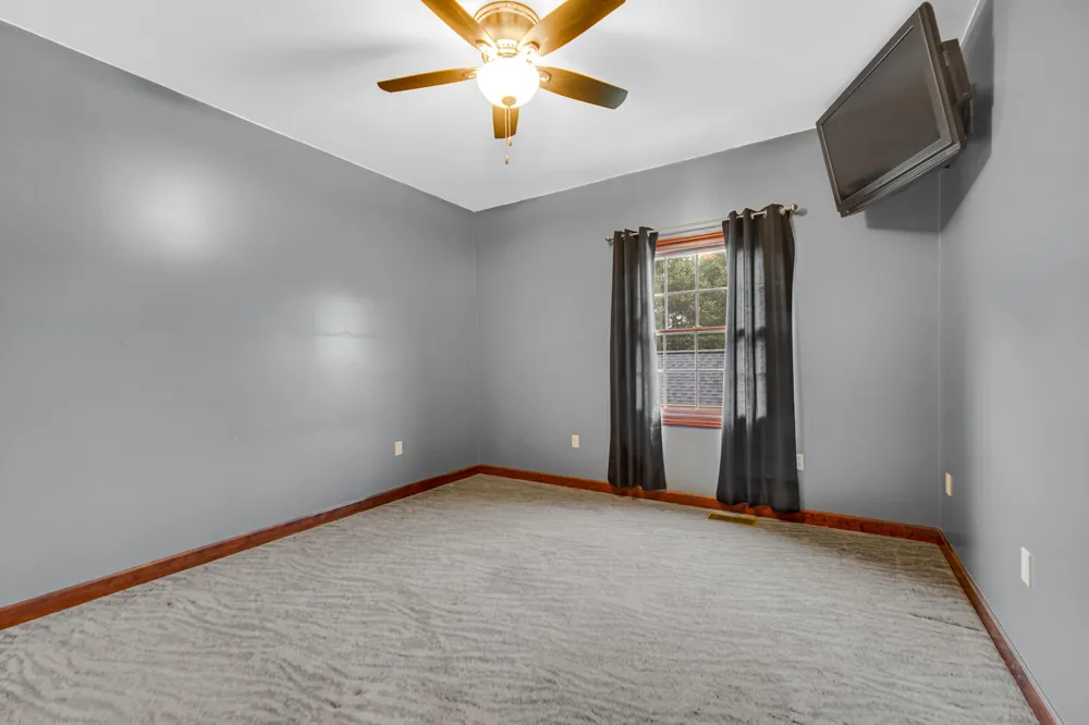11723 557 E Demotte, IN 46310
