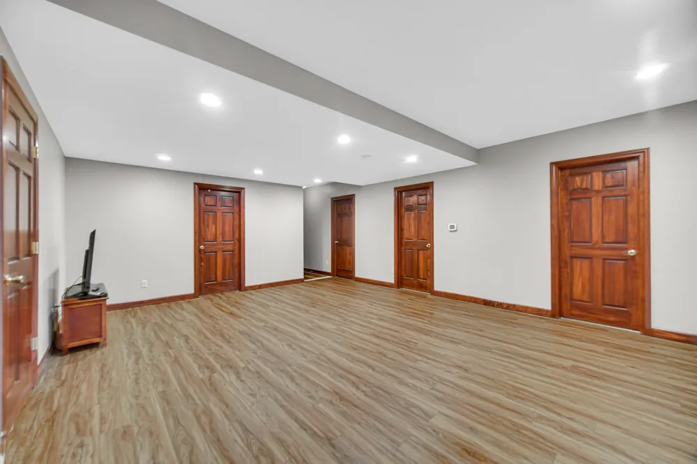 11723 557 E Demotte, IN 46310