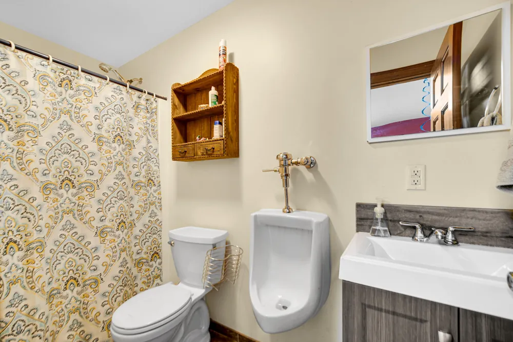11723 557 E Demotte, IN 46310