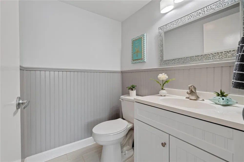 715 S Upper Broadway Street #302 Corpus Christi, TX 78401