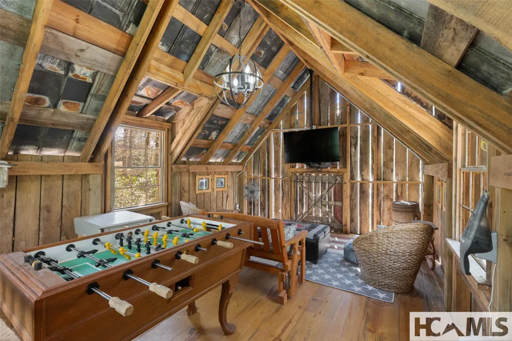 1411 Flat Mountain Road Highlands, NC 28741