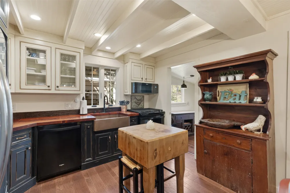 1411 Flat Mountain Road Highlands, NC 28741