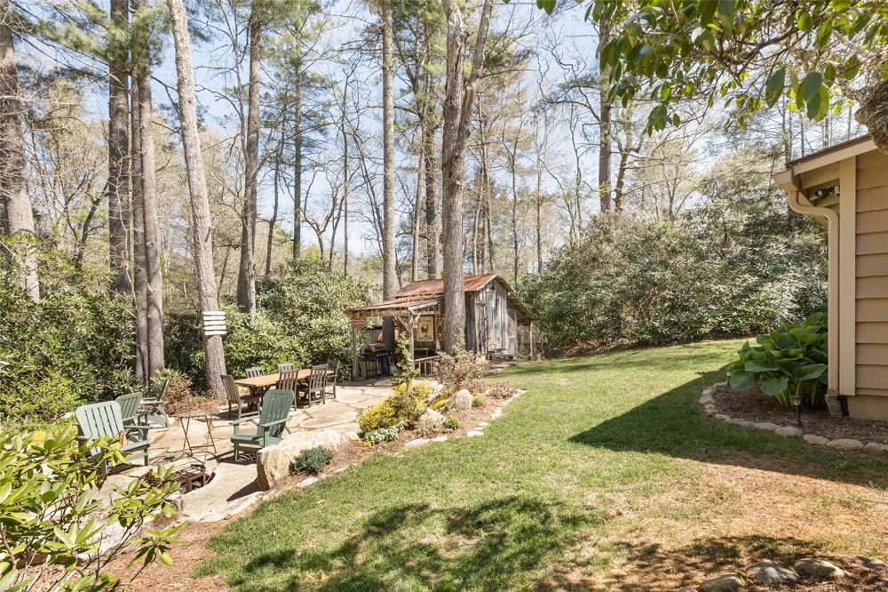 1411 Flat Mountain Road Highlands, NC 28741