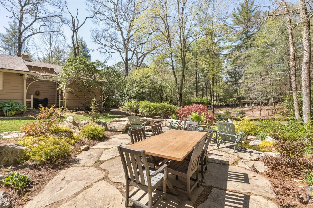 1411 Flat Mountain Road Highlands, NC 28741