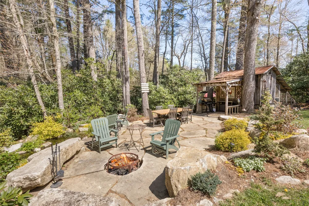 1411 Flat Mountain Road Highlands, NC 28741