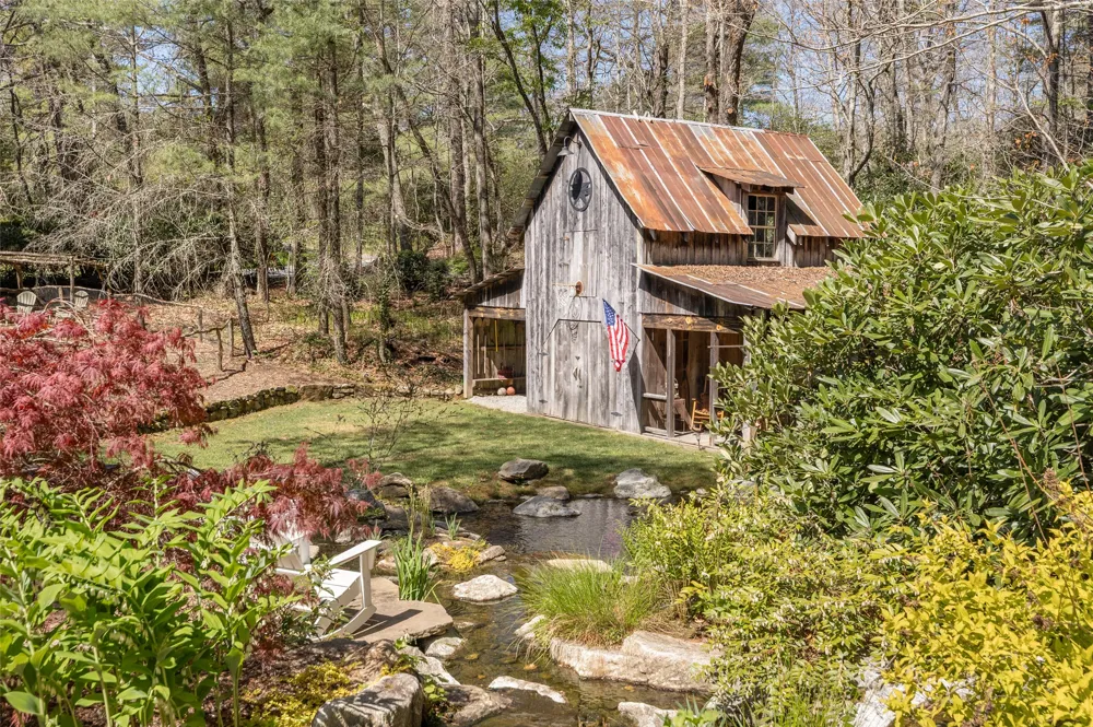 1411 Flat Mountain Road Highlands, NC 28741