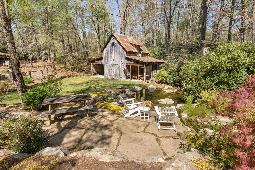 1411 Flat Mountain Road Highlands, NC 28741